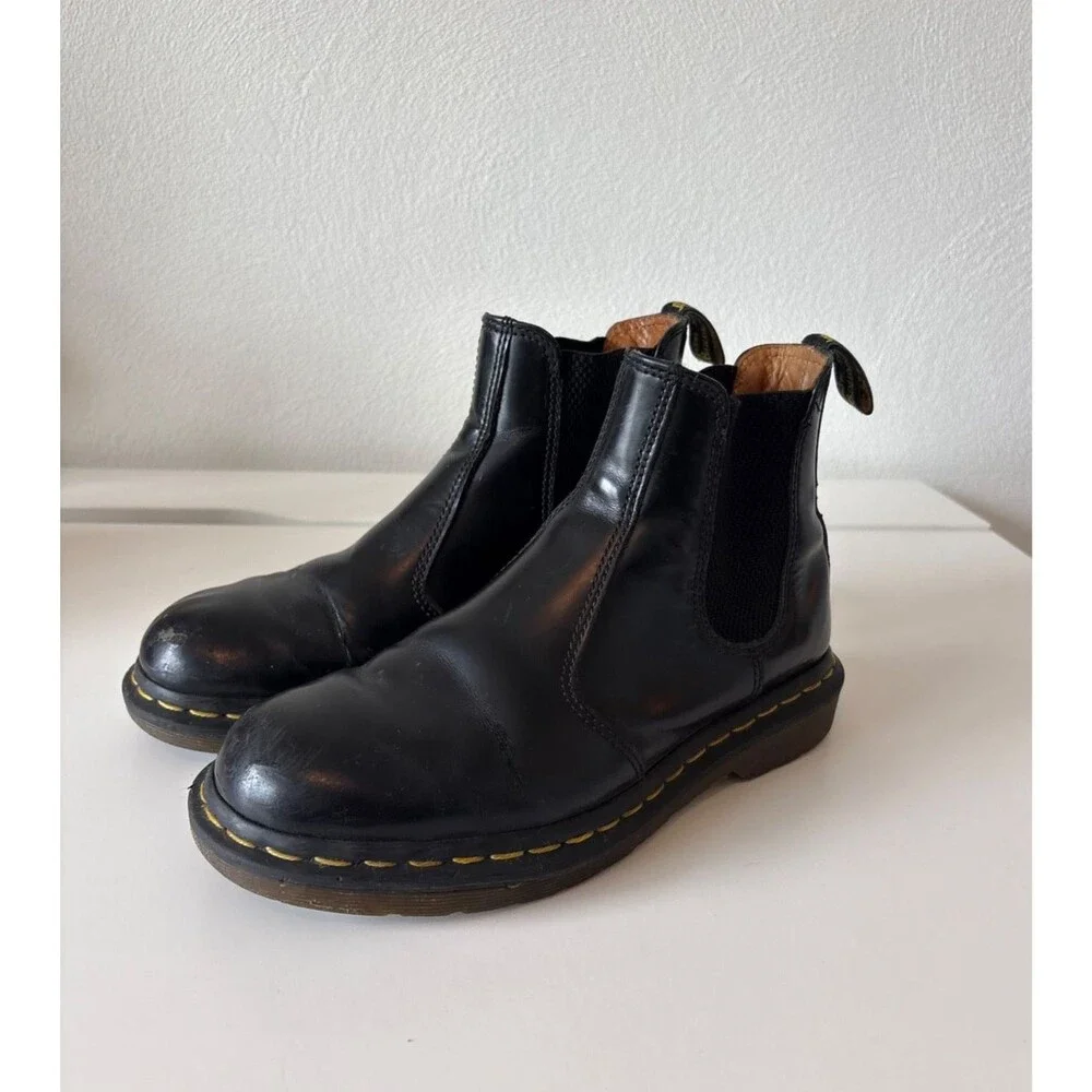 Dr Martens Chelsea Boots  2976 Unisex Mens 6 Women's 7 Black Boots